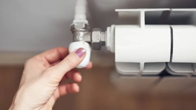 Як правильно спустити повітря з радіатора в квартирі